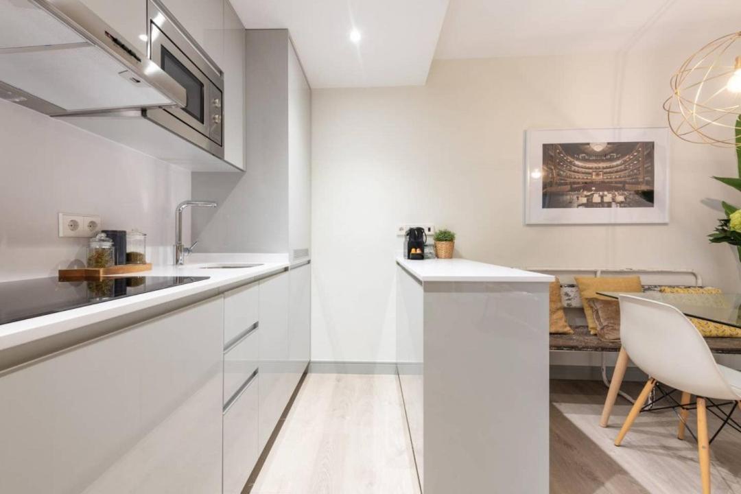 Apartament Sophisticated Brand New Flat Madryt Zewnętrze zdjęcie